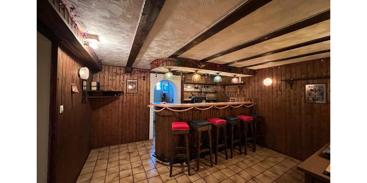 Mehrfamilienhaus, Wohnhaus Troisdorf - 8 Zimmer, 195 m&sup2;, 580.000&euro; | Angebot:26034367