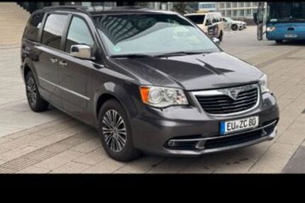 Lancia Voyager 275.000 km 7.450 &euro; Leverkusen 51379