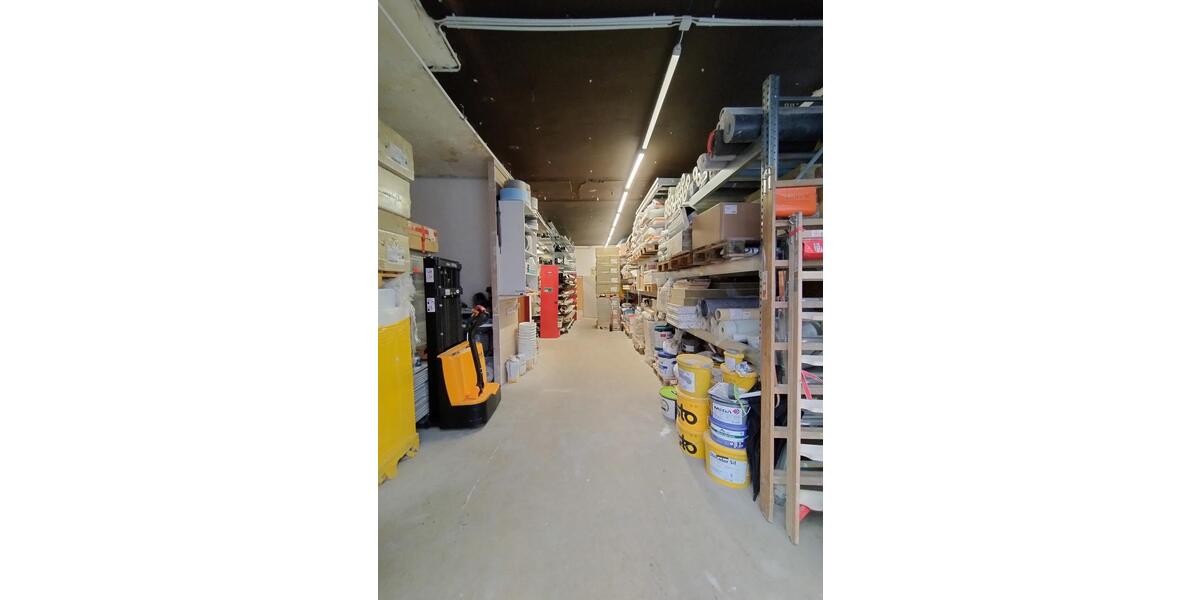 Ideal für Ihren Handwerksbetrieb Hallenfläche mit Büro und 3 Stellplätzen, verkehrsgünstige Lage - Gewerbeobjekt Köln Mülheim | Angebot:19160030