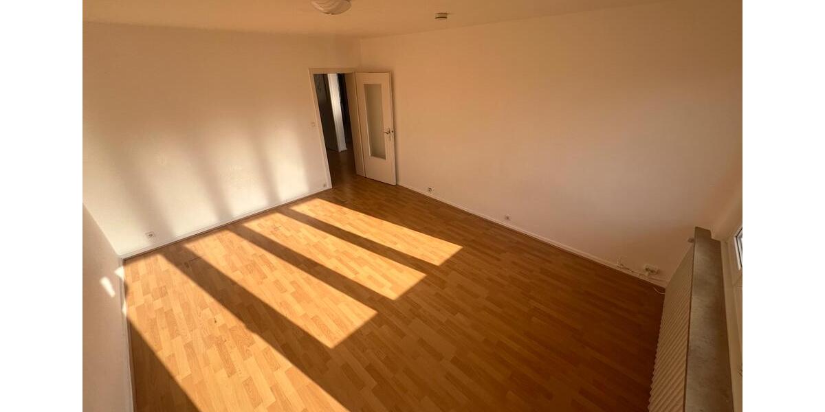 Etagenwohnung Bonn - 3 Zimmer, 76 m&sup2;, 900&euro; | Angebot:25920062