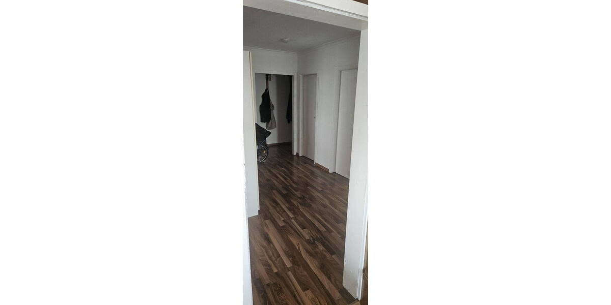 Etagenwohnung Erftstadt Liblar - 3 Zimmer, 83 m&sup2;, 199.000&euro; | Angebot:26080769