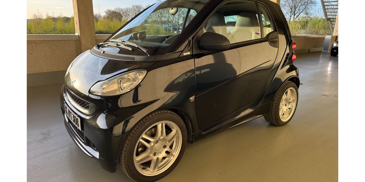 Smart ForTwo 126.751 km 5.490 &euro; Köln 51149