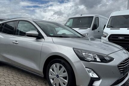 Ford Focus 122.000 km 7.788 &euro; Rheinbach 53359