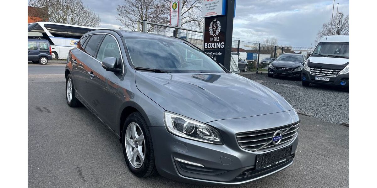 Volvo V60 181.500 km 8.990 &euro; Wesseling - Köln 50389