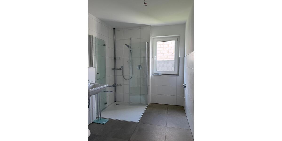 Erdgeschoßwohnung Sankt Augustin - 2 Zimmer, 62 m&sup2;, 930&euro; | Angebot:25903372