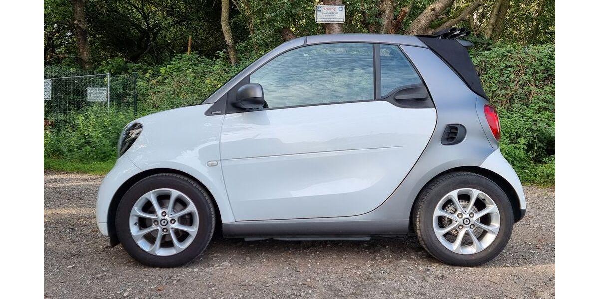 Smart ForTwo 61.000 km 12.500 &euro; Köln 51143