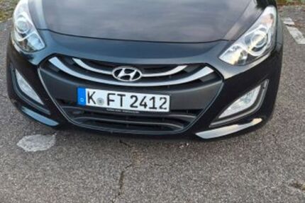 Hyundai i30 130.000 km 5.000 &euro; Köln 50999