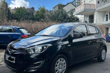 Hyundai i20 144.000 km 3.900 &euro; Troisdorf 53840