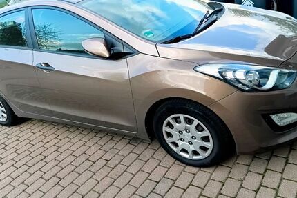 Hyundai i30 44.500 km 7.199 &euro; Kerpen 50170