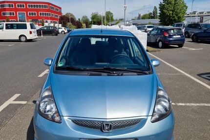 Honda Jazz 97.300 km 3.799 &euro; Köln 50968