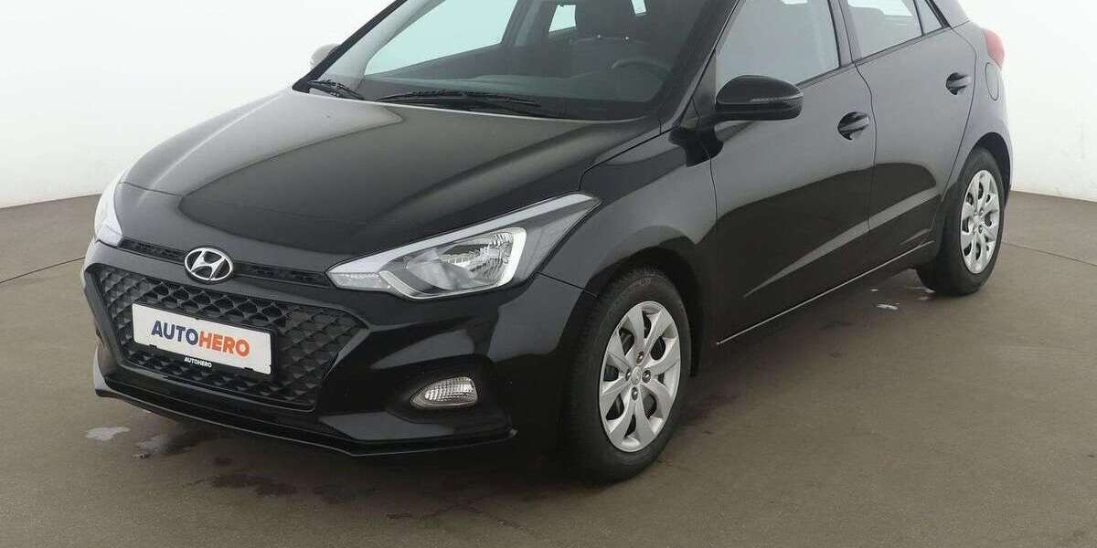 Hyundai i20 101.066 km 8.730 &euro; Köln 50739