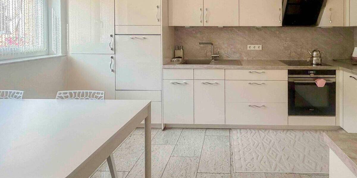 Reihenmittelhaus Köln Blumenberg - 7 Zimmer, 194 m&sup2;, 640.000&euro; | Angebot:26699570