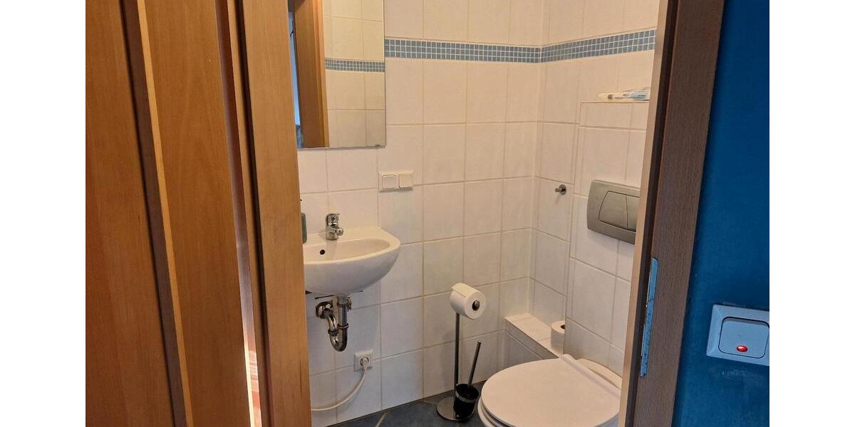 Einfamilienhaus Niederkassel - 5 Zimmer, 126 m&sup2;, 1.500&euro; | Angebot:26006004