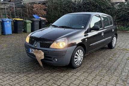 Renault Clio 131.364 km 1.890 &euro; düren 52355