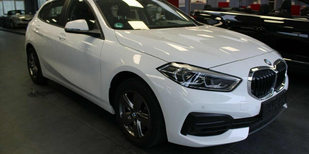 BMW 118i Aut. Advantage - Navi - LED - 49.998 km 21.980 &euro; Euskirchen 53881