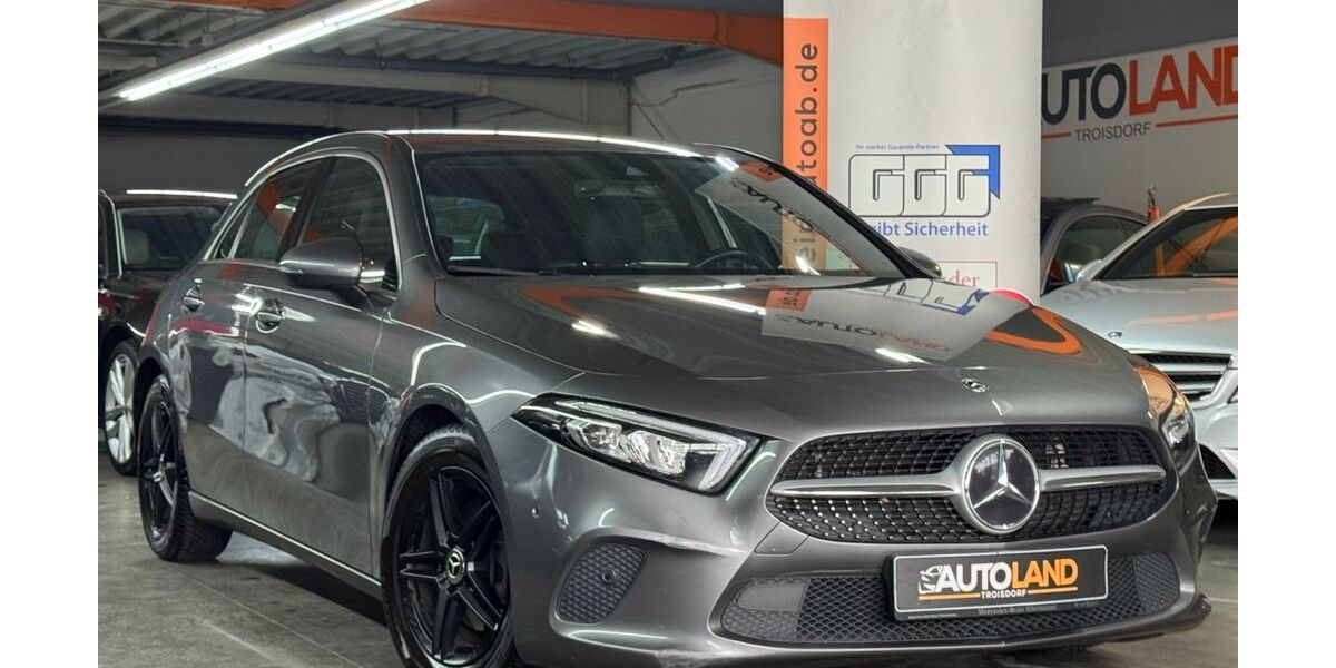 Mercedes-Benz A 180 120.000 km 17.999 &euro; Troisdorf 53842