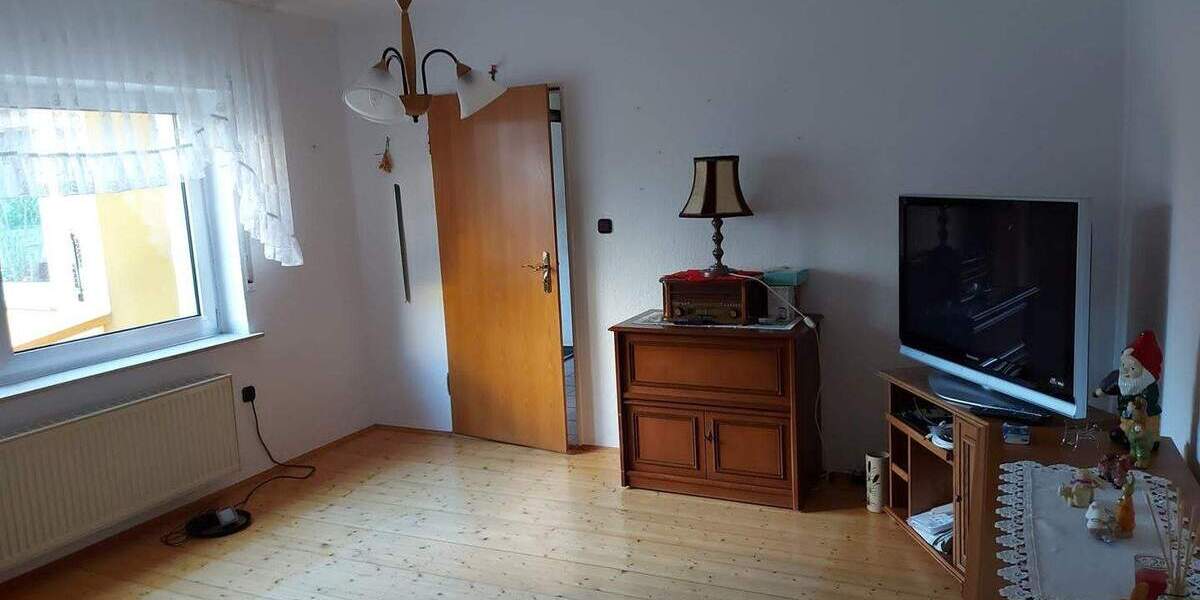 Doppelhaushälfte Bornheim - 7 Zimmer, 162 m&sup2;, 358.000&euro; | Angebot:26107543
