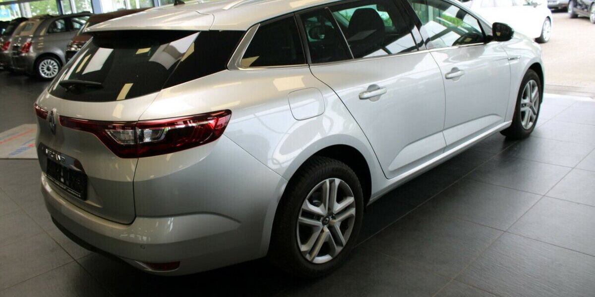 Renault Megane Grandtour TCe 140 GPF Limited 78.065 km 11.980 &euro; Euskirchen 53881