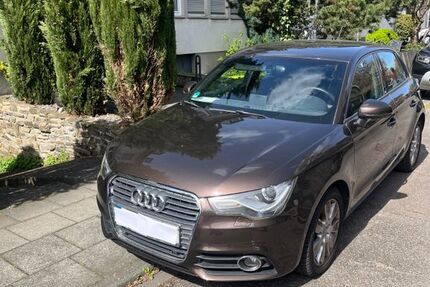 Audi A1 90.500 km 10.900 &euro; Köln 50933