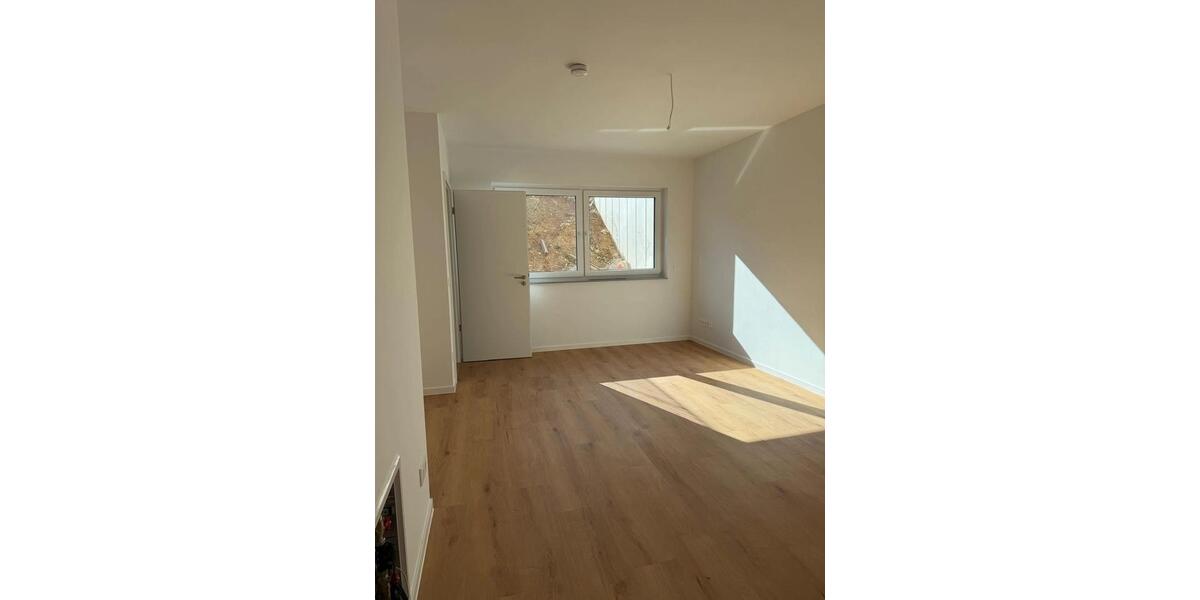 Erdgeschoßwohnung Euskirchen Dom-Esch - 3 Zimmer, 121 m&sup2;, 1.290&euro; | Angebot:26666132