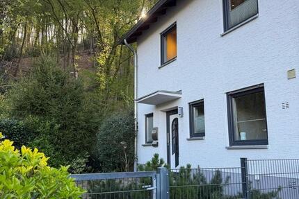 Haus Lohmar - 4 Zimmer, 125 m&sup2;, 525.000&euro; | Angebot:26112528