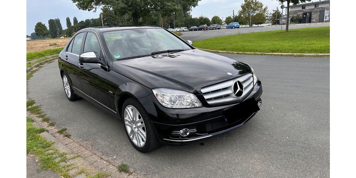 Mercedes-Benz C 200 41.600 km 13.900 &euro; Bonn 53117