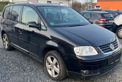 VW Touran 171.850 km 1.500 &euro; Wesseling - Köln 50389