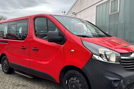 Opel Vivaro 141.000 km 13.788 &euro; Rheinbach 53359