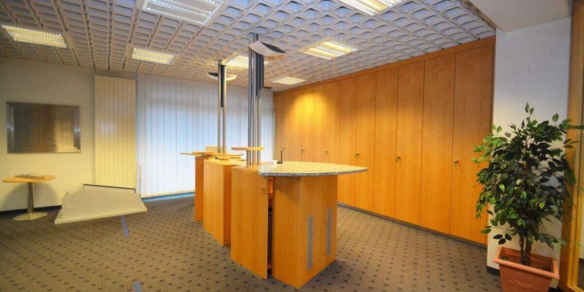 Gewerbeobjekt Wesseling - 2 Zimmer, 71 m&sup2;, 860&euro; | Angebot:25709874