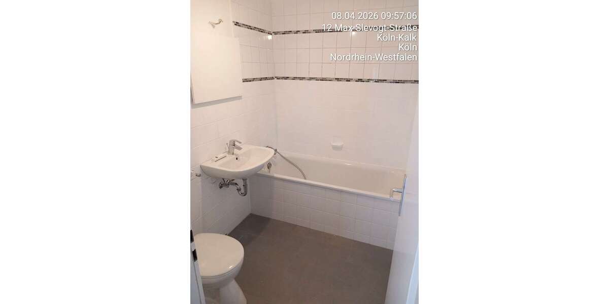 Etagenwohnung Köln Kalk - 2 Zimmer, 60 m&sup2;, 574&euro; | Angebot:26099574