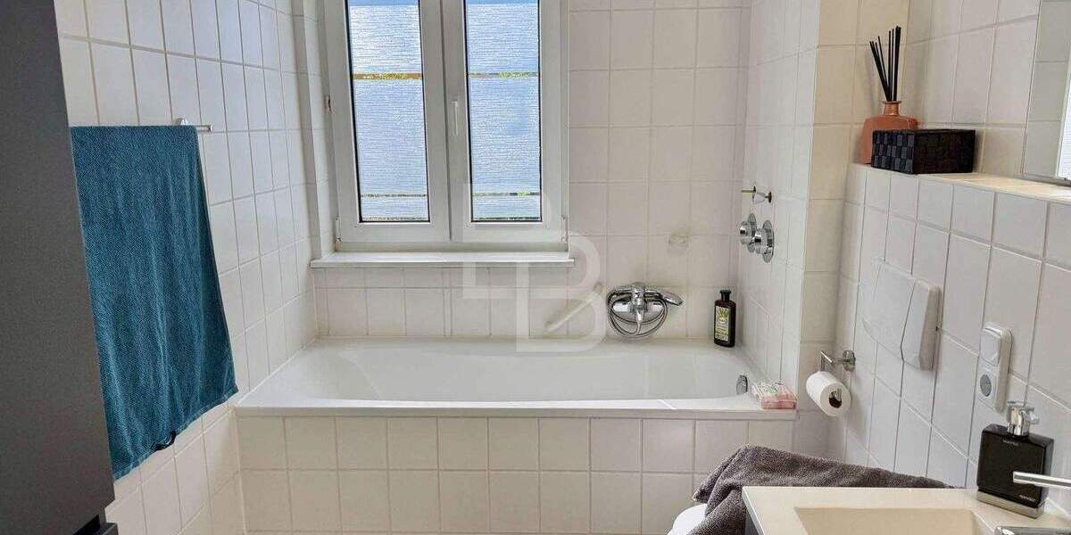 Etagenwohnung Köln Niehl - 2 Zimmer, 70 m&sup2;, 350.000&euro; | Angebot:25776344