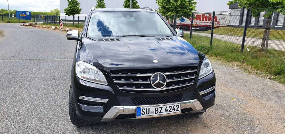 Mercedes-Benz ML 350 190.000 km 22.000 &euro; Troisdorf 53842