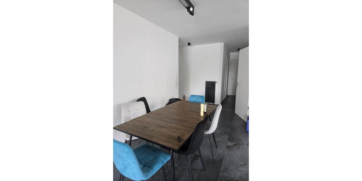 Etagenwohnung Köln Rodenkirchen - 3 Zimmer, 81 m&sup2;, 1.800&euro; | Angebot:25097071