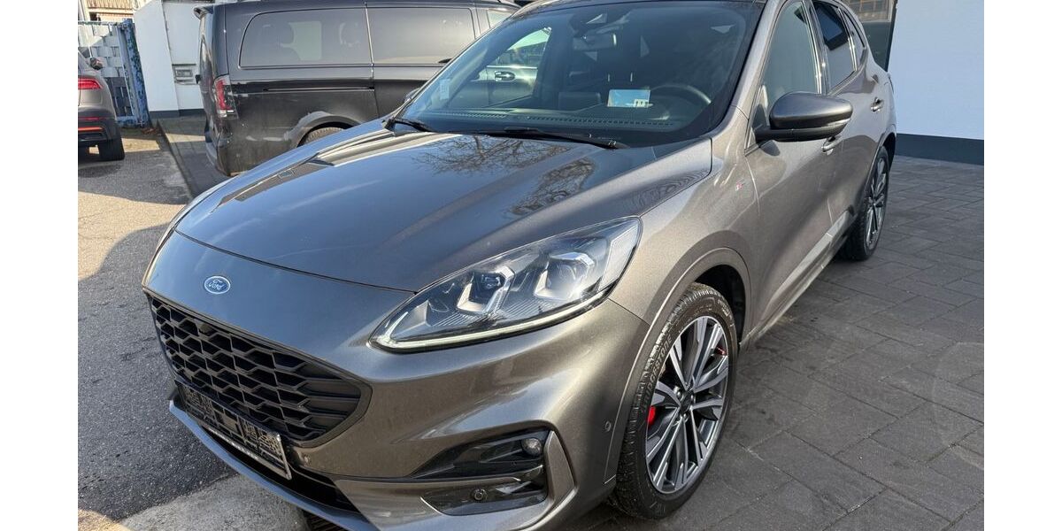 Ford Kuga 143.101 km 21.980 &euro; Hürth bei Köln 50354