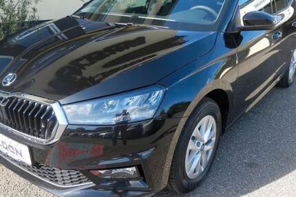 Skoda Fabia 8.750 km 22.750 &euro; Bonn 53119