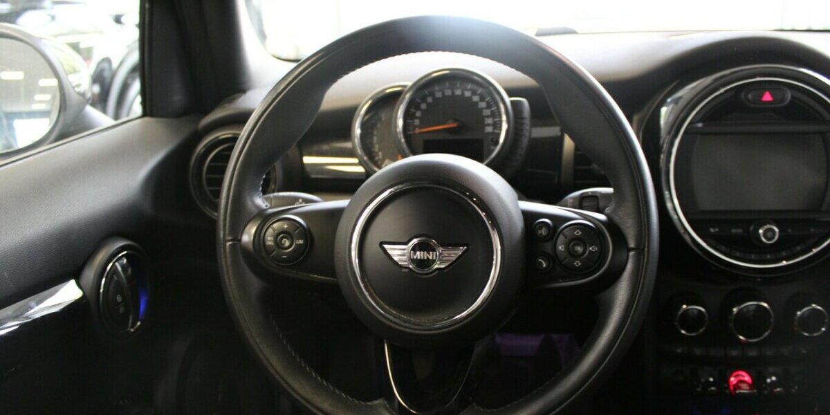 Mini Cooper 5-Türig 105.296 km 10.780 &euro; Euskirchen 53881