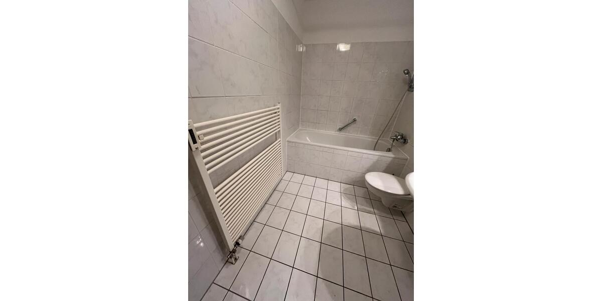 Etagenwohnung Köln Ehrenfeld - 2 Zimmer, 52 m&sup2;, 1.699&euro; | Angebot:25945490