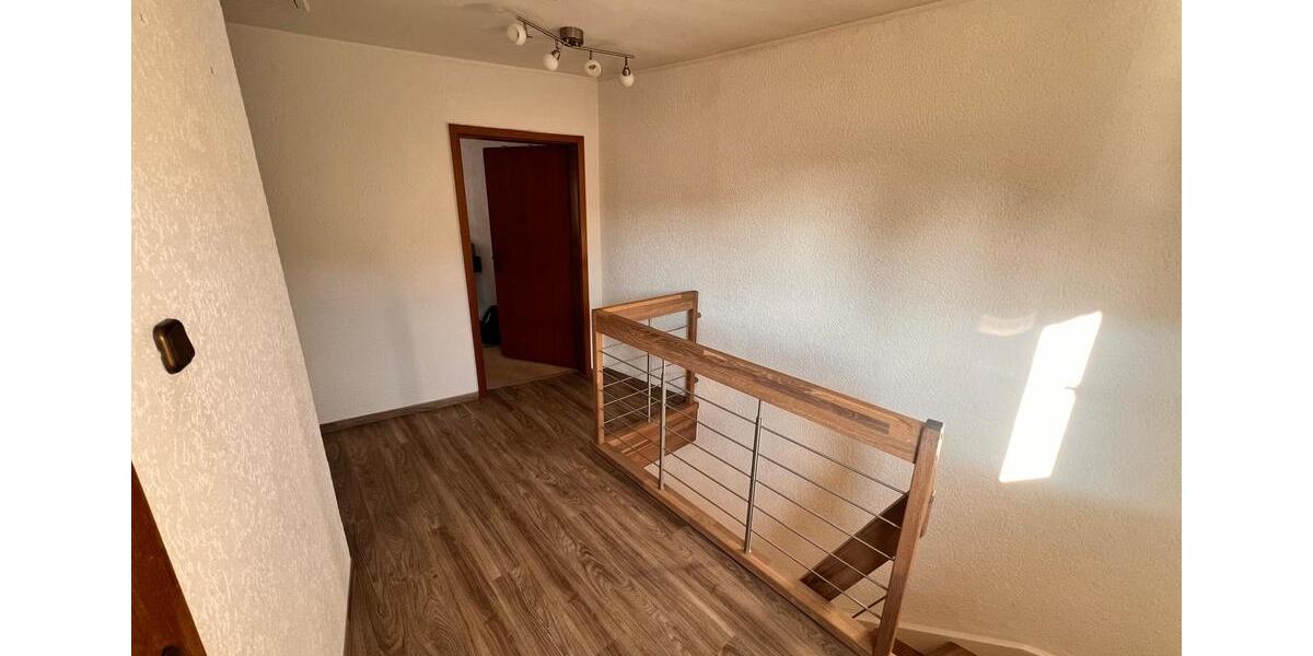 Reihenhaus Elsdorf - 4 Zimmer, 129 m&sup2;, 1.550&euro; | Angebot:26037342
