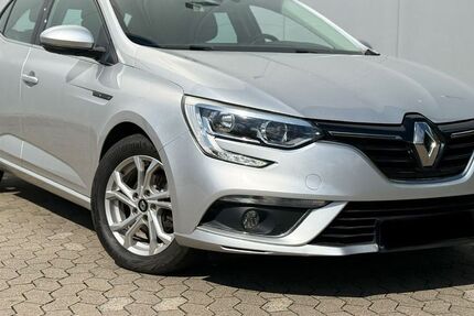 Renault Megane 124.347 km 5.599 &euro; Rheinbach 53359