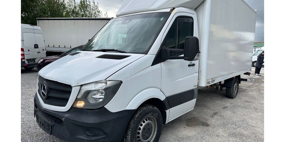 Mercedes-Benz Sprinter 379.000 km 11.950 &euro; Düren 52351