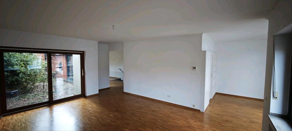 Bungalow Düren Distelrath - 4 Zimmer, 140 m&sup2;, 395.000&euro; | Angebot:26059931