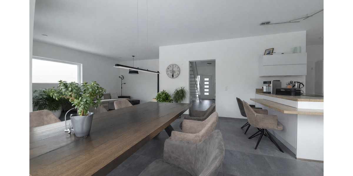 Einfamilienhaus Mechernich Kommern - 5 Zimmer, 183 m&sup2;, 649.000&euro; | Angebot:25836876