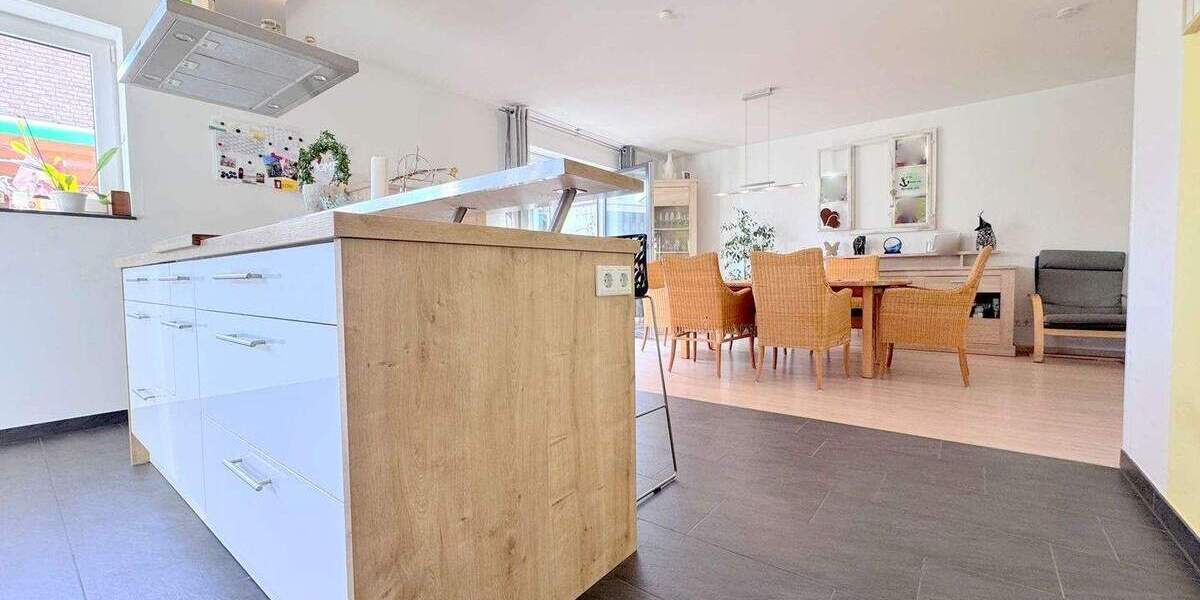 Doppelhaushälfte Bonn Geislar - 5 Zimmer, 165 m&sup2;, 599.000&euro; | Angebot:25678033