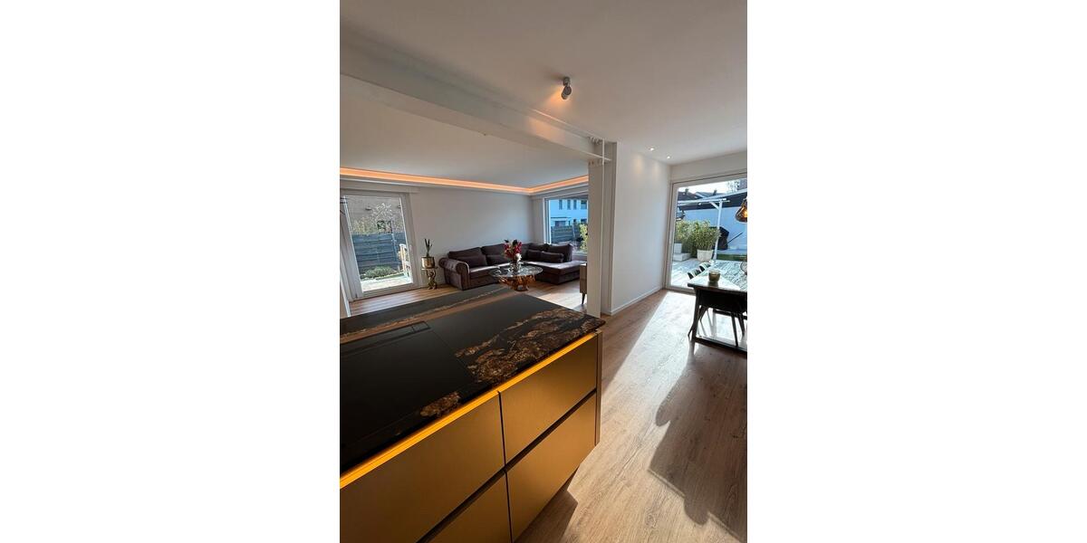 Einfamilienhaus Bonn Beuel-Mitte - 3.5 Zimmer, 130 m&sup2;, 2.550&euro; | Angebot:26397463