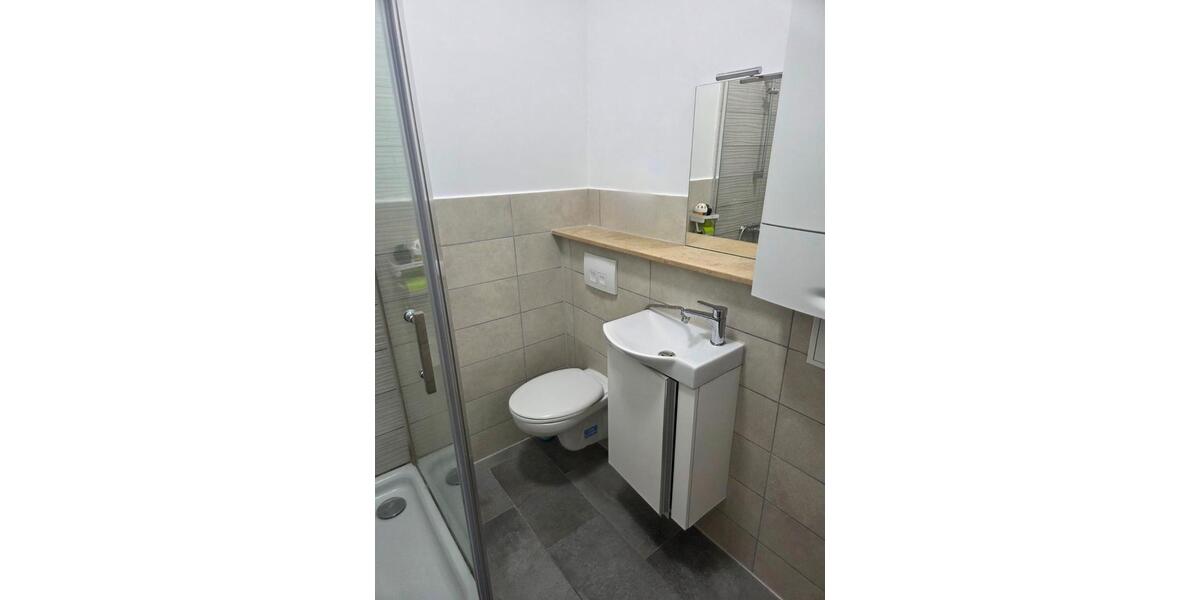 Etagenwohnung Köln Mülheim - 2 Zimmer, 49 m&sup2;, 195.000&euro; | Angebot:25973756