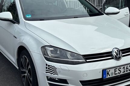 VW Golf 79.000 km 14.000 &euro; Köln 51143
