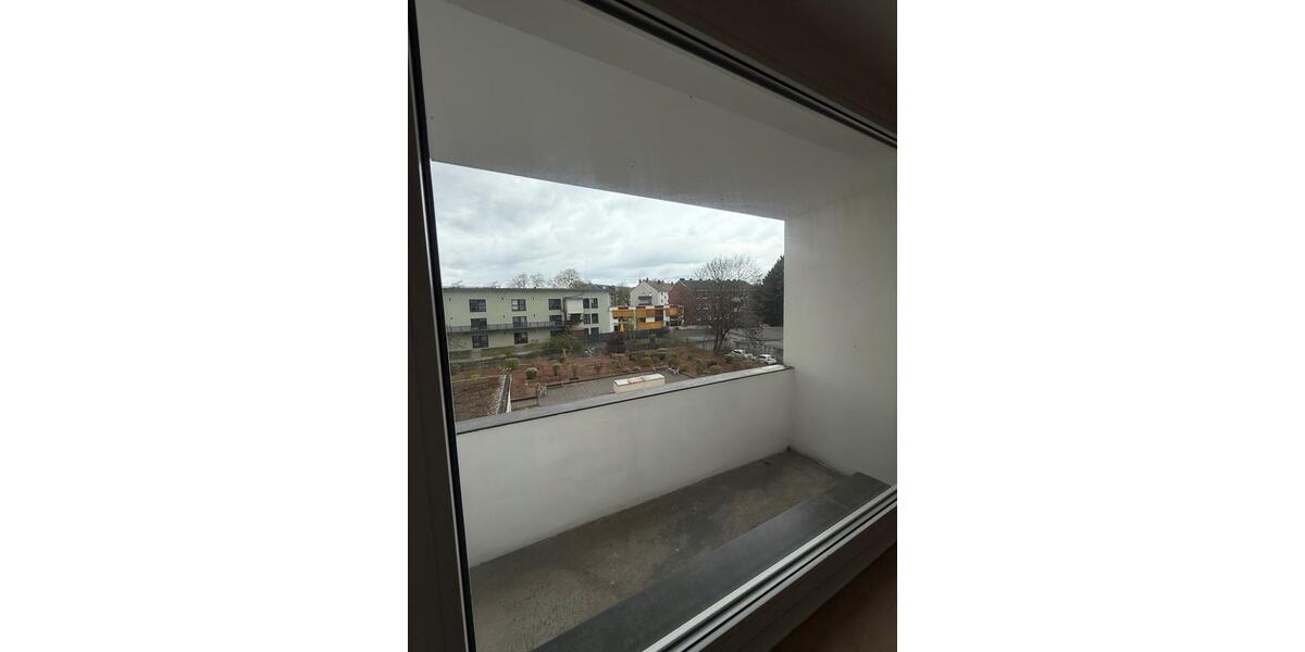 Etagenwohnung Köln Kalk - 4 Zimmer, 95 m&sup2;, 1.720&euro; | Angebot:26041018