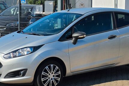 Ford Fiesta 212.000 km 2.499 &euro; Düren 52353