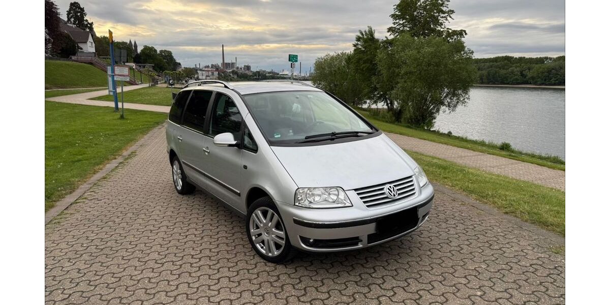 VW Sharan 247.000 km 4.499 &euro; Wesseling 50389
