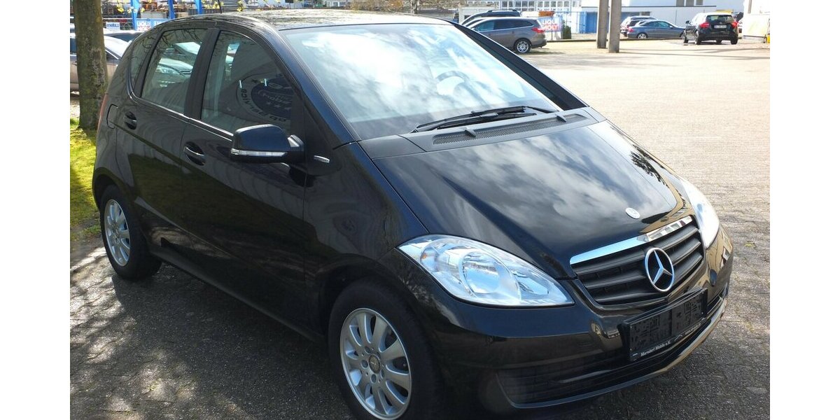 Mercedes-Benz A 160 KLIMAANLAGE SITZHEIZUNG orig 79.855 km ! 81.695 km 7.408 &euro; Köln 50858